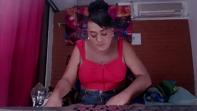 Khatalina hott online show from January 26, 2025, 8:03 am