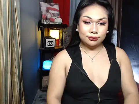 Snapshot of XXmistressamandaXX chatting on October 17, 2025, 10:51 am XXmistressamandaXX online show from October 17, 2025, 10:51 am