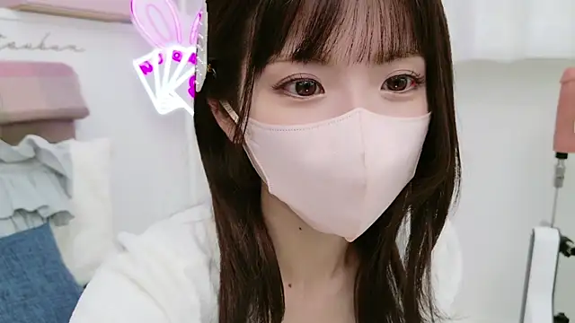Snapshot of -minami- chatting on February 18, 2025, 12:06 pm -minami- online show from February 18, 2025, 12:06 pm