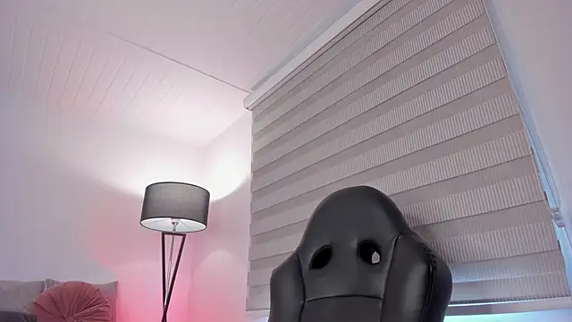 vico sweety online show from September 14, 2025, 7:02 pm