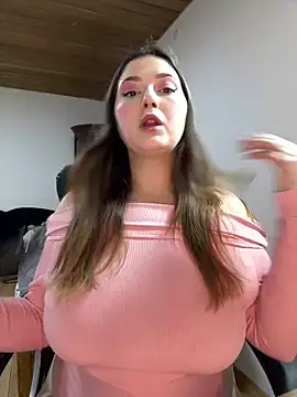 Snapshot of Kamilla_Loop chatting on March 21, 2026, 12:04 am Kamilla Loop online show from March 21, 2026, 12:04 am