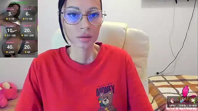 kissnicol32 online show from March 10, 2026, 5:07 pm