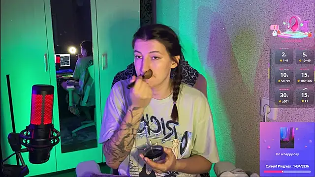 Katrin  kiss online show from March 14, 2025, 5:35 pm