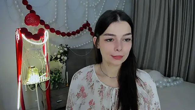 ContinentOfTranquility online show from April 13, 2026, 4:07 am