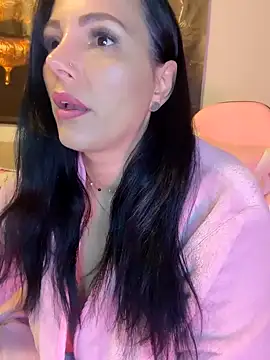 ReiyaRey online show from April 28, 2026, 3:44 am
