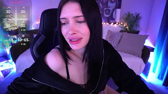 MilaSecrett online show from March 29, 2026, 1:00 pm