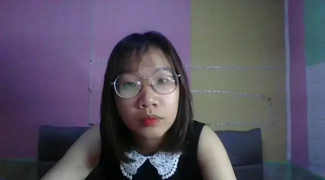 Nanoko online show from December 7, 2024, 11:29 am