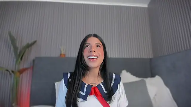 emelie 89 online show from July 2, 2026, 12:22 pm
