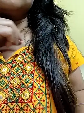 Snapshot of Monalisa_Singh chatting on December 4, 2024, 1:31 pm Monalisa Singh online show from December 4, 2024, 1:31 pm