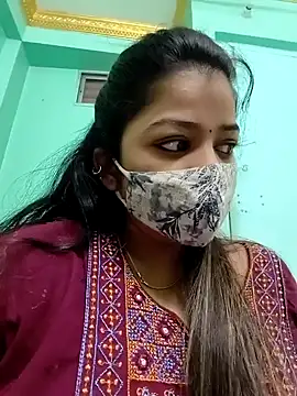 Snapshot of Monalisa_Singh chatting on January 10, 2025, 6:31 am Monalisa Singh online show from January 10, 2025, 6:31 am