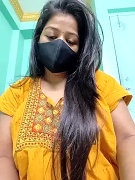 Snapshot of Monalisa_Singh chatting on November 6, 2025, 9:32 am Monalisa Singh online show from November 6, 2025, 9:32 am