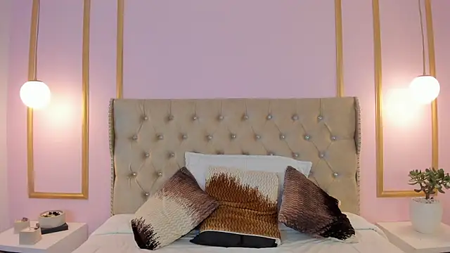 Snapshot of ivy_collins chatting on May 11, 2026, 7:55 pm ivy collins online show from May 11, 2026, 7:55 pm