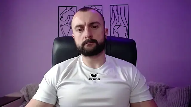 brindlefly6969 online show from January 31, 2025, 11:35 am