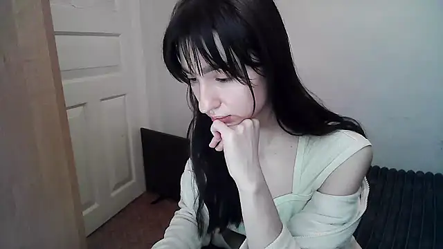 Snapshot of ElizaSwon chatting on September 13, 2025, 3:12 pm ElizaSwon online show from September 13, 2025, 3:12 pm