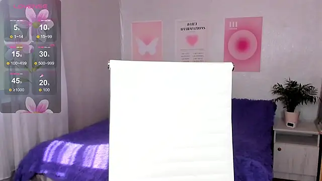 Snapshot of Geisha_Anna chatting on May 27, 2026, 5:04 am Geisha Anna online show from May 27, 2026, 5:04 am