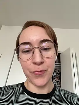 Snapshot of ketarisenup chatting on March 16, 2025, 10:20 pm ketarisenup online show from March 16, 2025, 10:20 pm