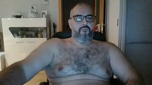 Snapshot of templar2303 chatting on November 8, 2025, 7:56 pm templar2303 online show from November 8, 2025, 7:56 pm