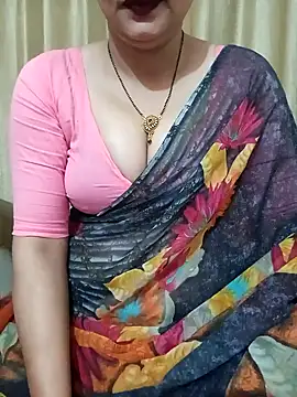 Snapshot of Priya_Boudi chatting on January 17, 2025, 4:47 pm Priya Boudi online show from January 17, 2025, 4:47 pm