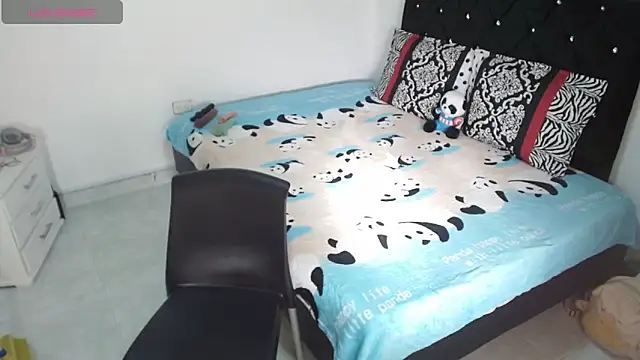 soniafuckboobs online show from February 26, 2026, 12:26 pm