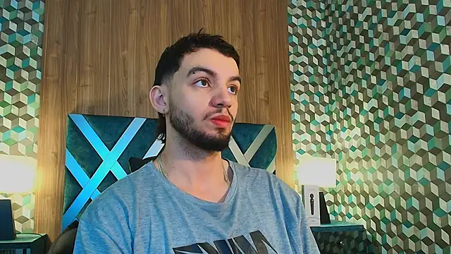 Michael magno online show from November 1, 2025, 5:59 pm