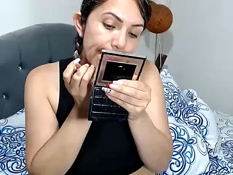 Chantal hott online show from December 29, 2024, 8:58 pm