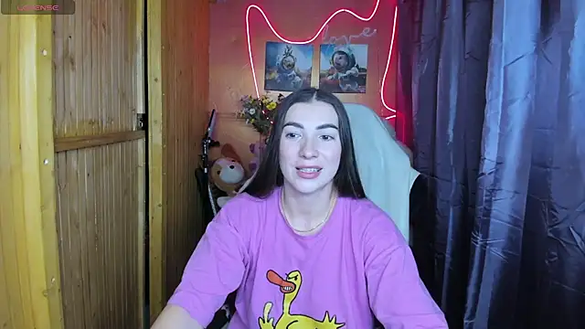 Snapshot of Fiery_Brunette_ chatting on January 4, 2025, 5:58 am Fiery Brunette online show from January 4, 2025, 5:58 am