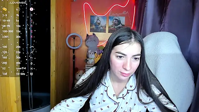 Snapshot of Fiery_Brunette_ chatting on September 20, 2025, 5:41 am Fiery Brunette online show from September 20, 2025, 5:41 am