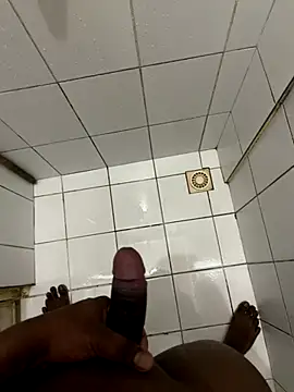 blackbamba24 online show from October 4, 2025, 7:34 pm