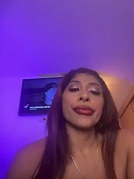 Snapshot of canela_10 chatting on June 15, 2026, 12:02 am canela 10 online show from June 15, 2026, 12:02 am