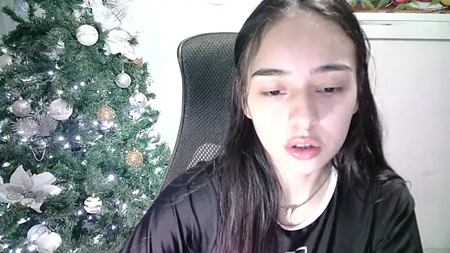 Snapshot of aineangeel chatting on December 27, 2024, 3:09 am aineangeel online show from December 27, 2024, 3:09 am