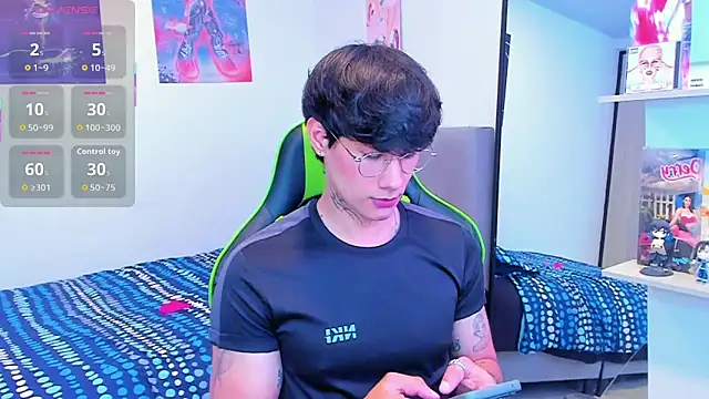 JayHotxxx online show from February 13, 2026, 8:49 pm