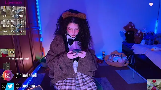 bluelen online show from November 23, 2025, 8:25 am