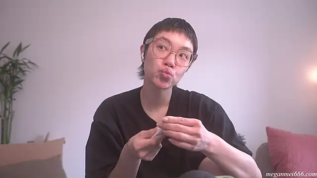 Snapshot of meganmei666 chatting on March 15, 2026, 5:08 pm meganmei666 online show from March 15, 2026, 5:08 pm