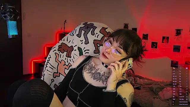 deadlysweet online show from January 7, 2026, 4:26 am