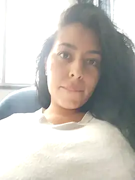 Emily Wane online show from March 18, 2025, 6:48 pm