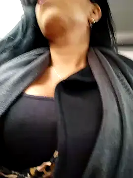 Emily Wane online show from October 19, 2025, 4:40 pm