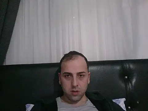 Snapshot of Yldrmm_9553 chatting on February 20, 2026, 4:29 pm Yldrmm 9553 online show from February 20, 2026, 4:29 pm