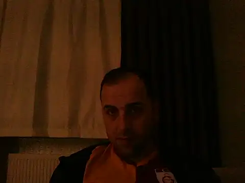 Snapshot of Yldrmm_9553 chatting on March 1, 2026, 9:50 pm Yldrmm 9553 online show from March 1, 2026, 9:50 pm