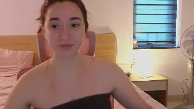 YasmineWest online show from March 29, 2026, 12:21 am