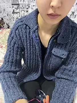 Snapshot of Minami_686 chatting on December 11, 2024, 12:34 pm Minami 686 online show from December 11, 2024, 12:34 pm