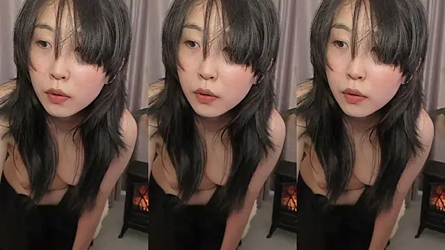 Snapshot of Minami_686 chatting on January 26, 2025, 5:23 am Minami 686 online show from January 26, 2025, 5:23 am