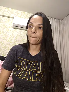 samilux5 online show from February 18, 2025, 3:31 am