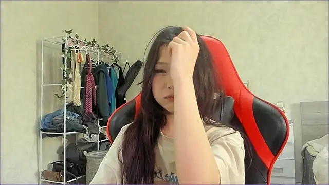 wastforu online show from April 7, 2026, 9:43 am