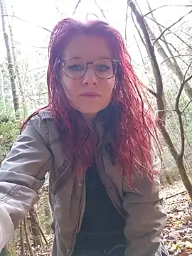 die-EinHORNY-WG online show from October 31, 2025, 3:02 pm