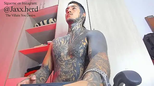 Snapshot of JAXXXONHERD chatting on October 23, 2025, 5:55 pm JAXXXONHERD online show from October 23, 2025, 5:55 pm