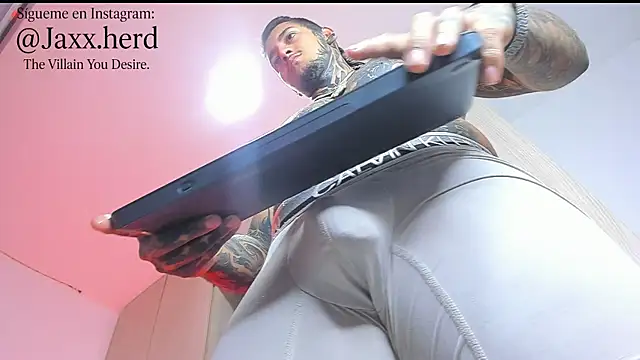 Snapshot of JAXXXONHERD chatting on November 8, 2025, 11:43 am JAXXXONHERD online show from November 8, 2025, 11:43 am