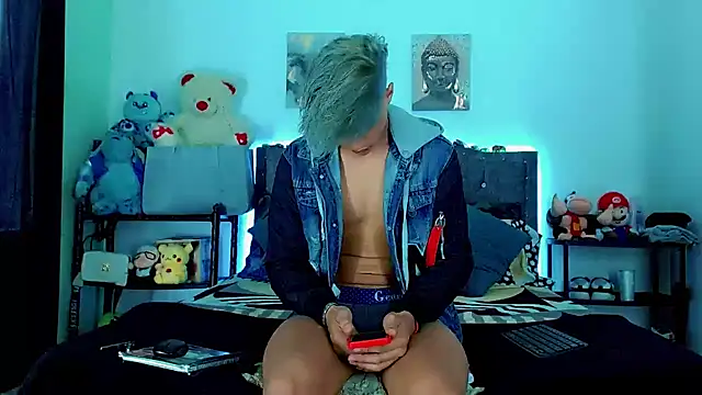 Liamscott  online show from March 11, 2026, 6:25 pm