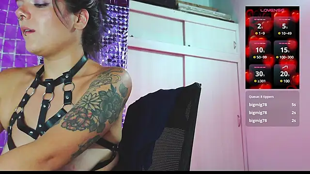 Snapshot of purple_em69 chatting on March 2, 2025, 10:59 pm purple em69 online show from March 2, 2025, 10:59 pm