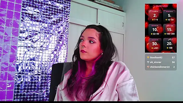 Snapshot of purple_em69 chatting on March 4, 2025, 1:59 pm purple em69 online show from March 4, 2025, 1:59 pm