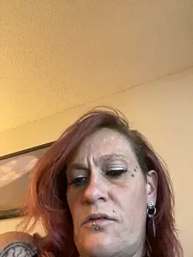 renegade vyxxen online show from March 20, 2025, 10:51 pm